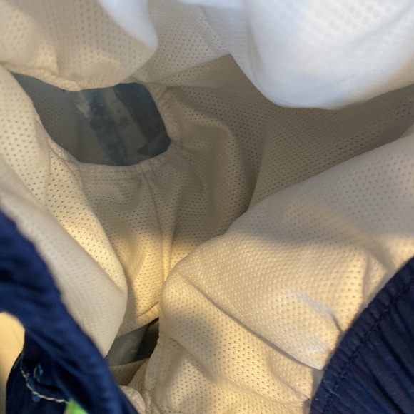 Gap - boys swim trunks.  Set of 3!! Size Medium - Picture 5 of 15